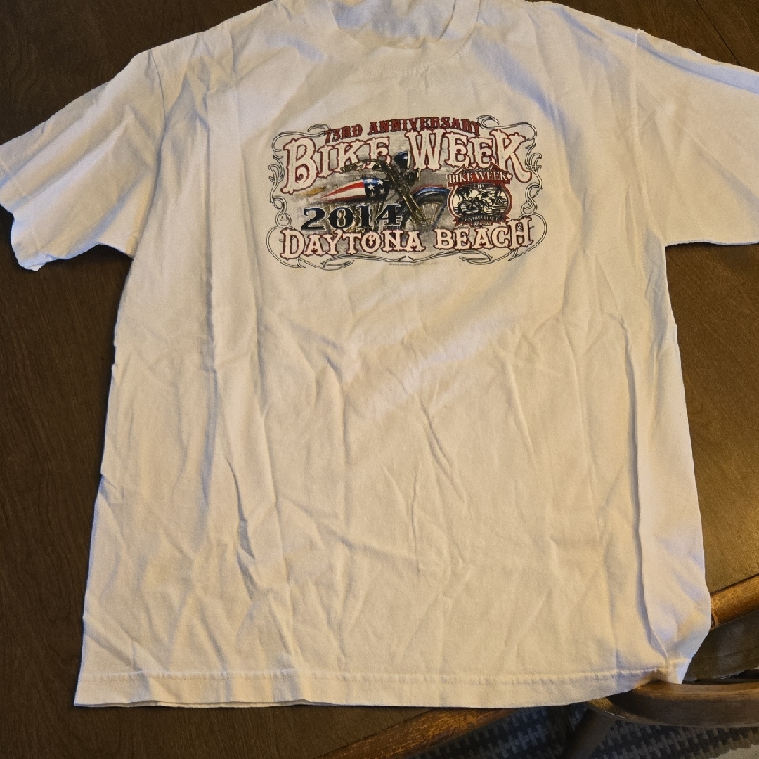 White Graphic Tee Daytona Beach White Graphic Tee Daytona Beach